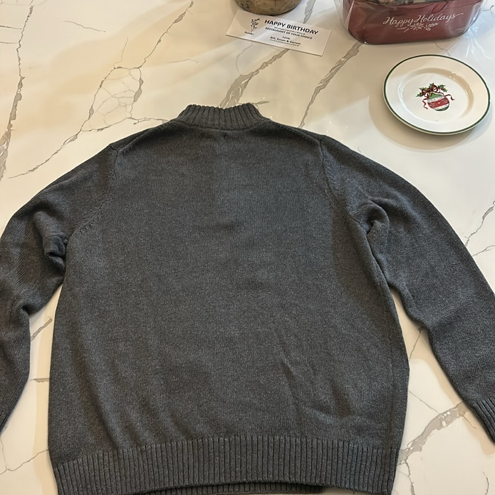 Croft & Barrow Men’s 1/4 Zip Sweater 
Iron grey - Picture 7 of 9